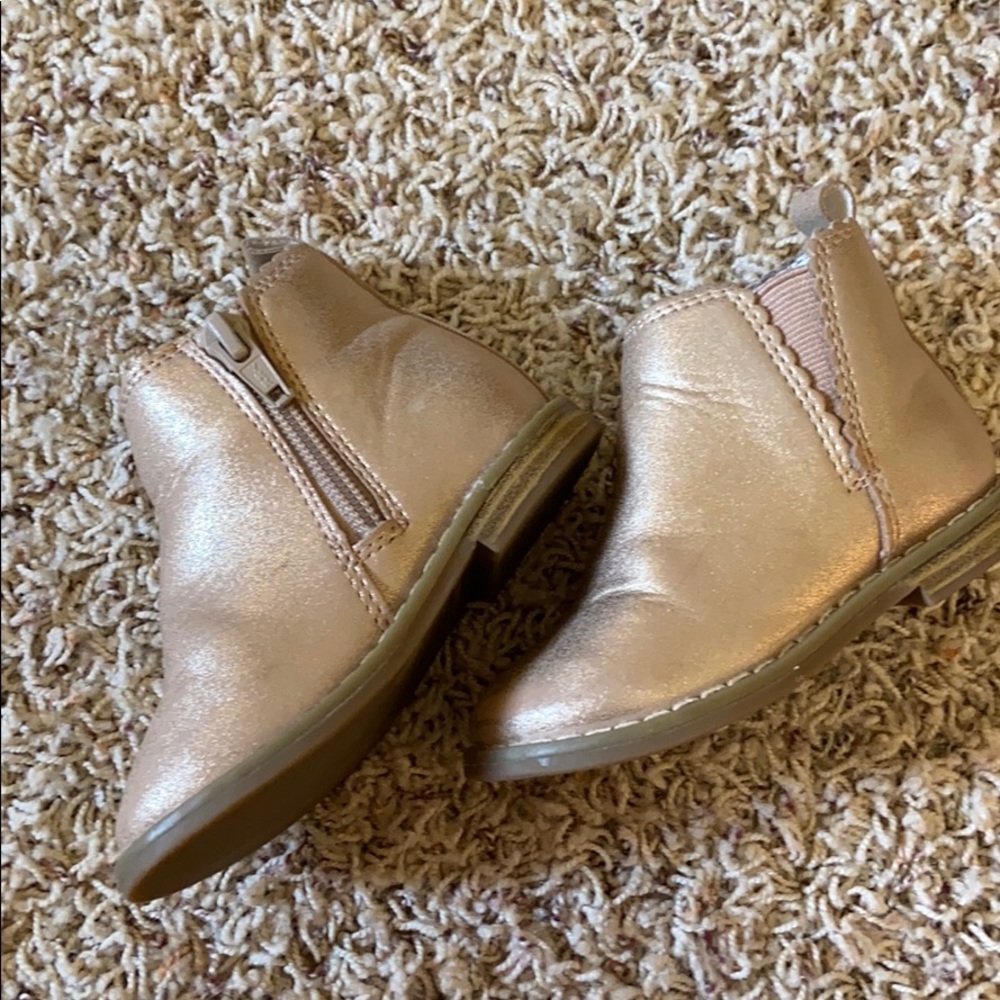 Subtle Gold Bootie - Picture 3 of 3